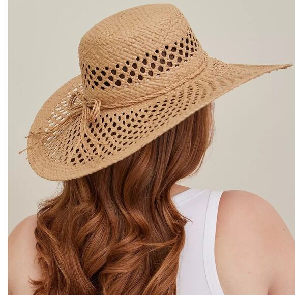 New Torrid Plus Size S/M Oversized Floppy Wide Brim Beige Hat w/Bow Accent Beach - Picture 2 of 4